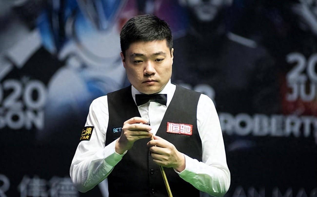 大雷的红牌 大雷的红牌