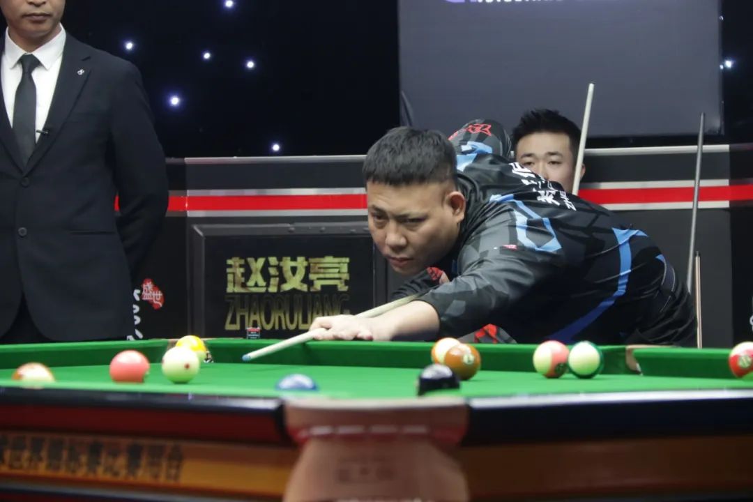 一个球队可 一个球队可